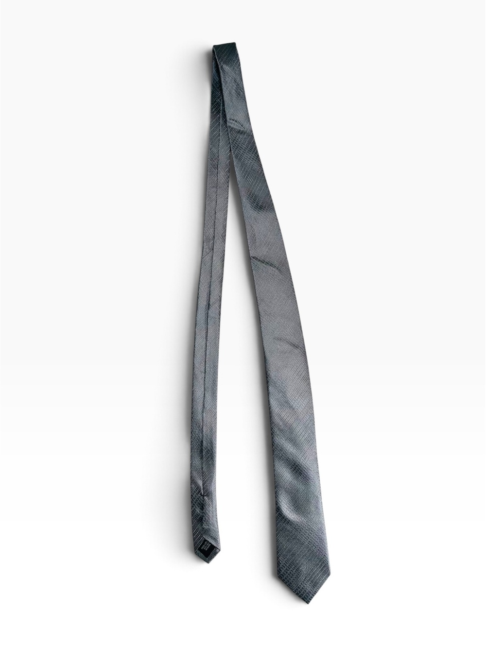 Haggar Mens Silver Gray Textured 100 Silk Necktie Formal Business Wedding EUC⁠